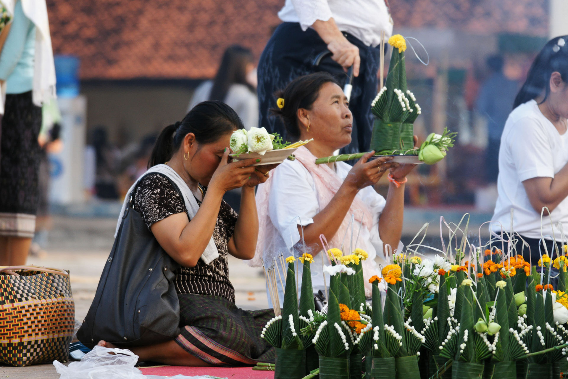 Stupa That Ing Hang